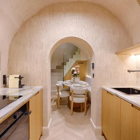 Stunning 3bd Near Pantheon & Luxembourg Garden